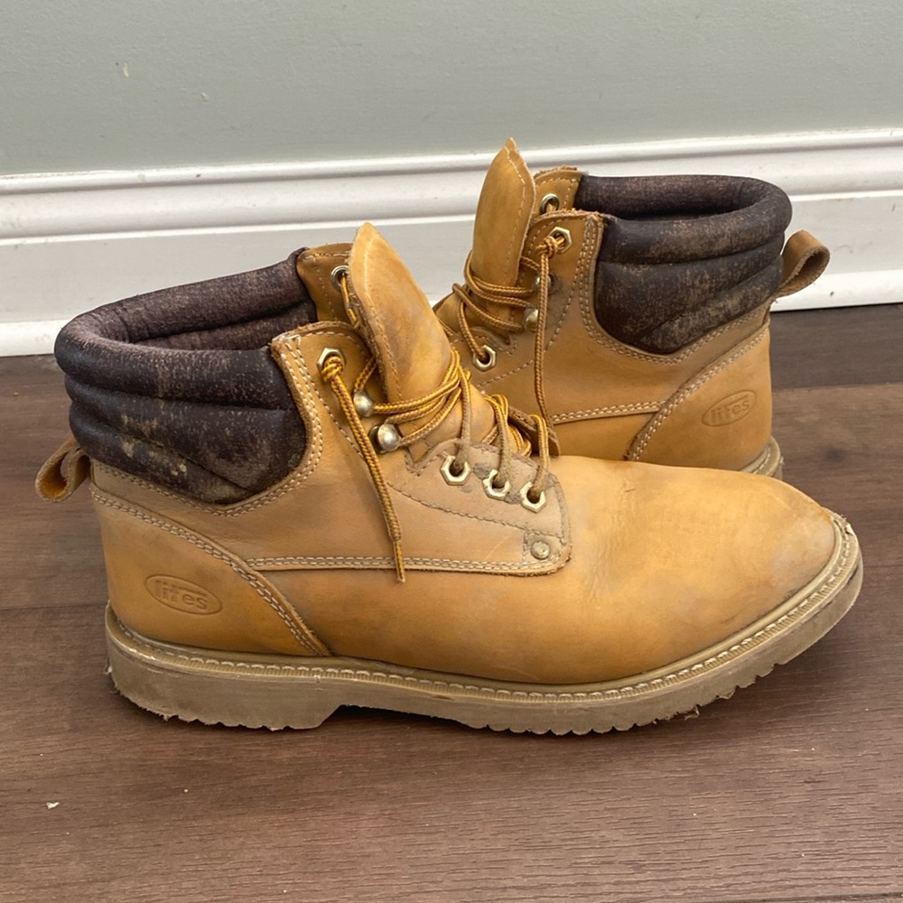 Lites for women boots.
